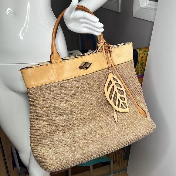 MZ Wallace Large Raffia and Belting Leather Woven Tote Handbag - Rare Style - Picture 3 of 12